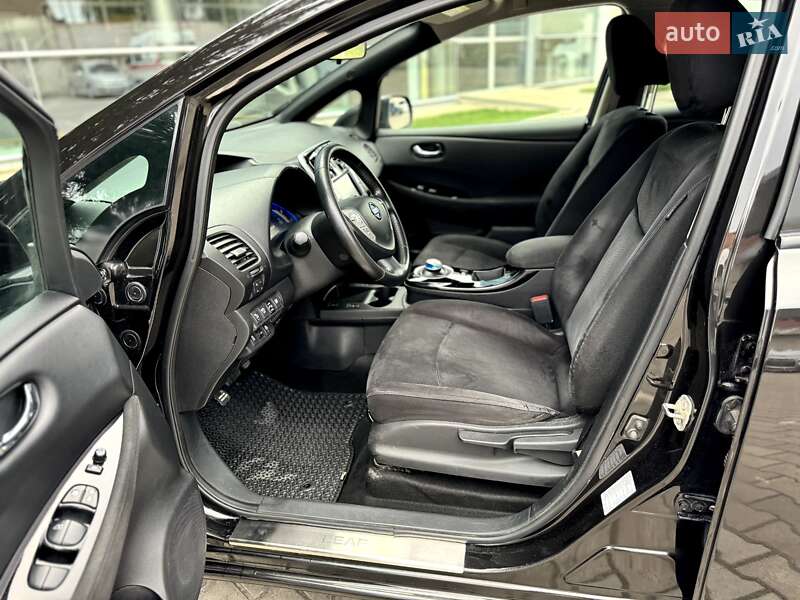Хэтчбек Nissan Leaf 2017 в Дубровице фото 55 Хэтчбек Nissan Leaf 2017 в Дубровице