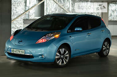 Хэтчбек Nissan Leaf 2015 в Виннице