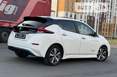 Хэтчбек Nissan Leaf 2019 в Ковеле