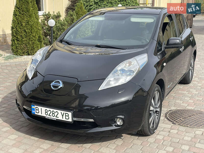 Хэтчбек Nissan Leaf 2017 в Полтаве