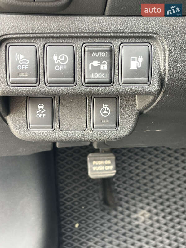 Хэтчбек Nissan Leaf 2017 в Полтаве