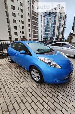 Хетчбек Nissan Leaf 2013 в Хмельницькому