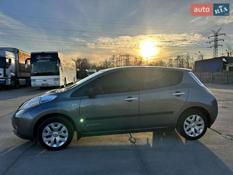 Хетчбек Nissan Leaf 2016 в Харкові