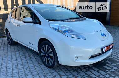 Хетчбек Nissan Leaf 2015 в Вінниці