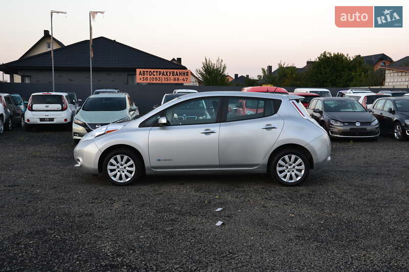Хэтчбек Nissan Leaf 2015 в Луцке