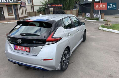 Хэтчбек Nissan Leaf 2022 в Харькове