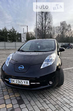 Хетчбек Nissan Leaf 2012 в Луцьку