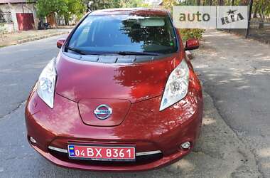 Хэтчбек Nissan Leaf 2015 в Николаеве