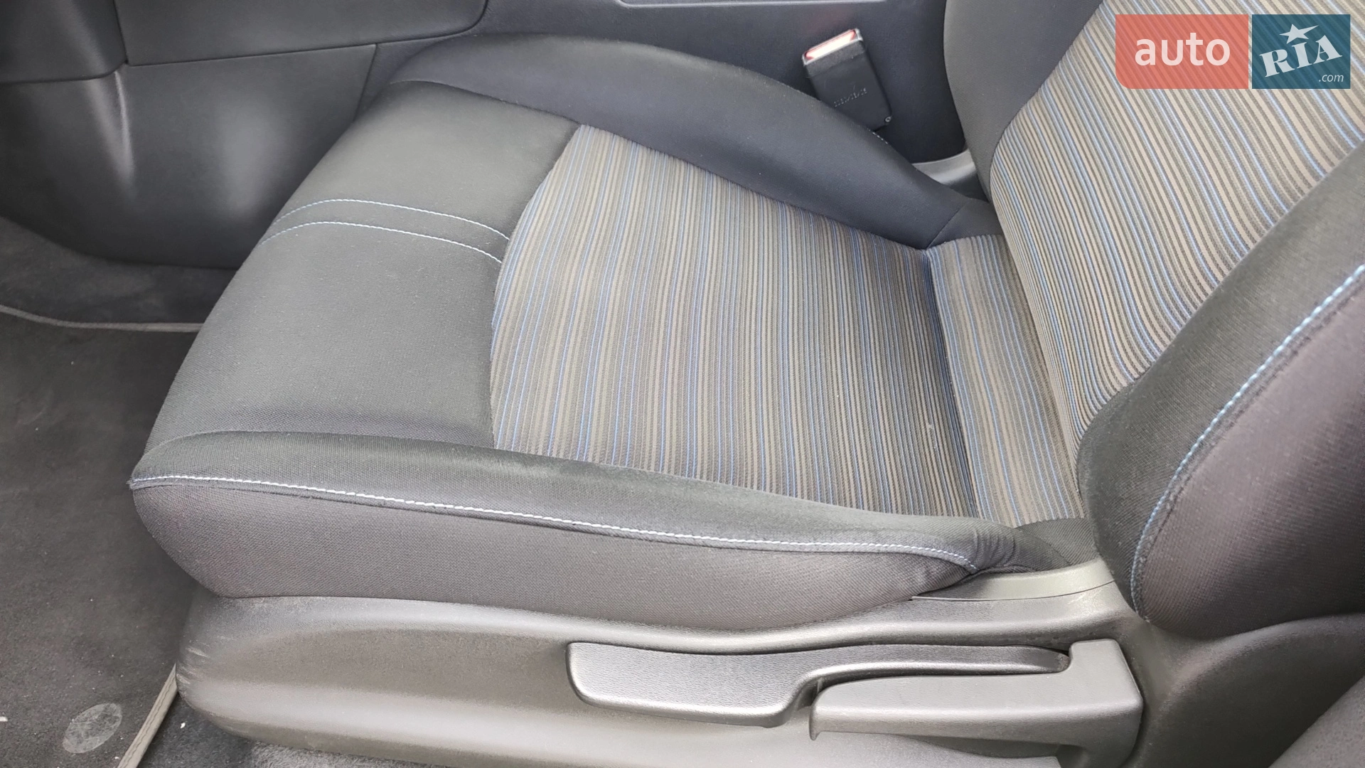 2020 Nissan Leaf - мініатюра 8