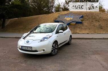 Хэтчбек Nissan Leaf 2013 в Кропивницком