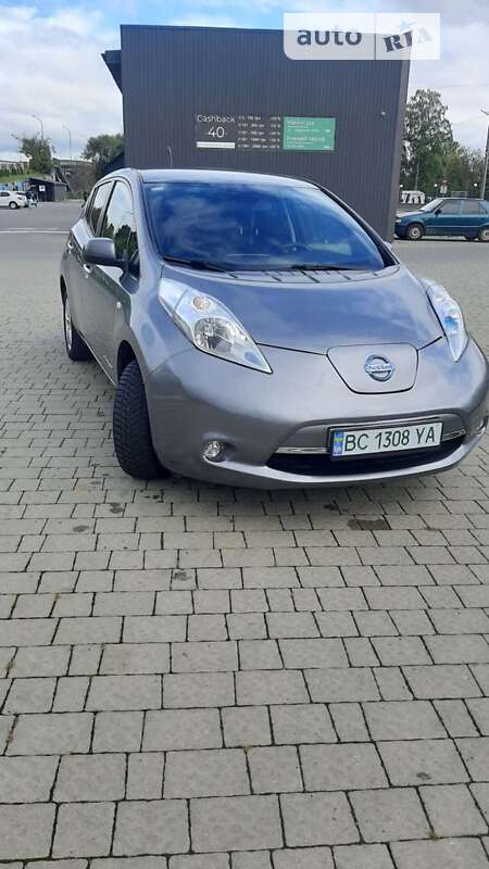 Nissan Leaf 2016