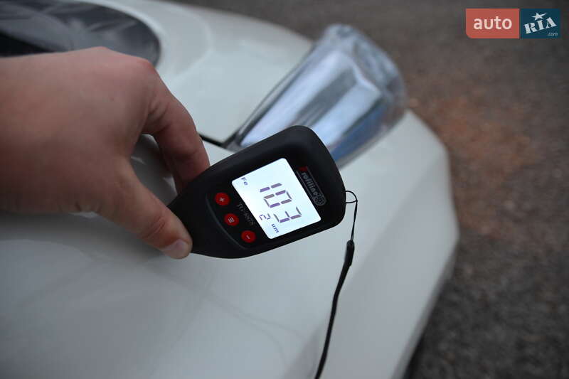 Хэтчбек Nissan Leaf 2013 в Луцке