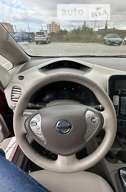 Хетчбек Nissan Leaf 2012 в Вінниці