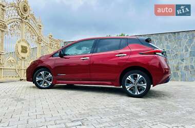 Хетчбек Nissan Leaf 2018 в Києві