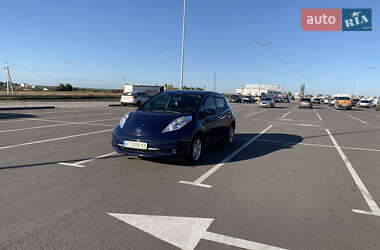 Хэтчбек Nissan Leaf 2014 в Львове