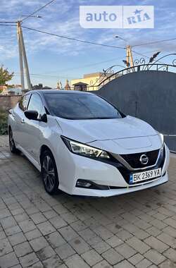 Хэтчбек Nissan Leaf 2019 в Ровно