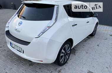 Хетчбек Nissan Leaf 2015 в Дрогобичі