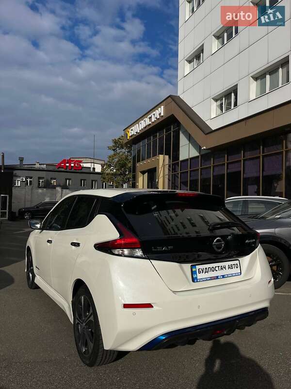 Хетчбек Nissan Leaf 2019 в Києві