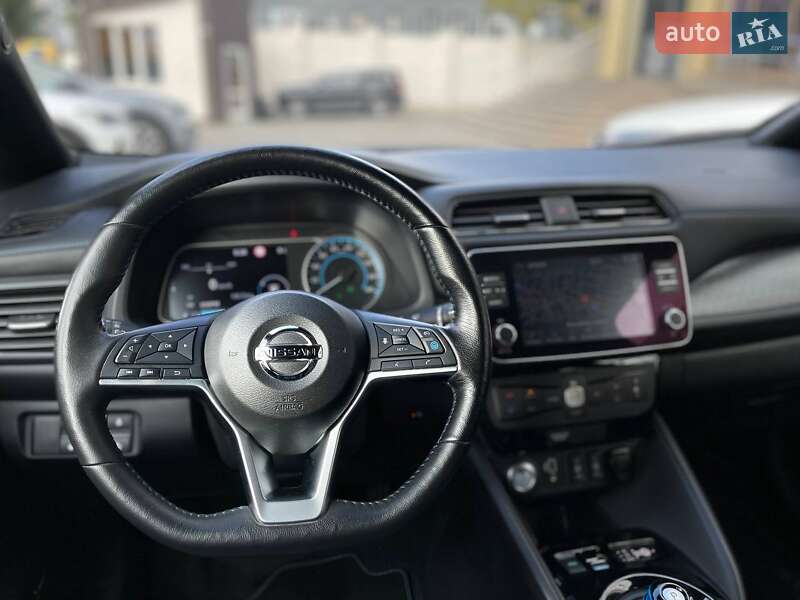 Хетчбек Nissan Leaf 2019 в Києві