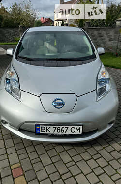 Хетчбек Nissan Leaf 2011 в Рівному