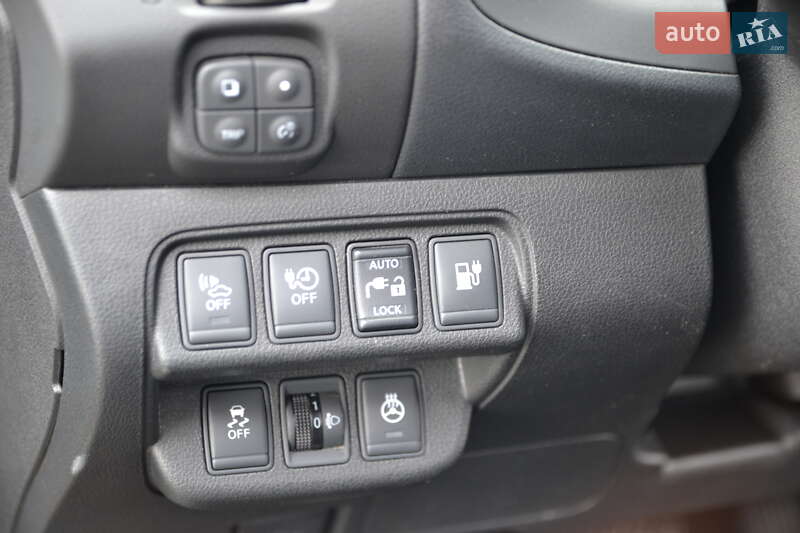 Хэтчбек Nissan Leaf 2016 в Луцке фото 27 Хэтчбек Nissan Leaf 2016 в Луцке