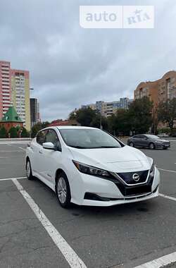 Хэтчбек Nissan Leaf 2018 в Броварах