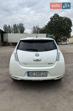 Хэтчбек Nissan Leaf 2014 в Кривом Роге