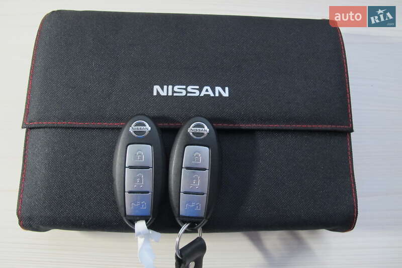 Хэтчбек Nissan Leaf 2021 в Киеве