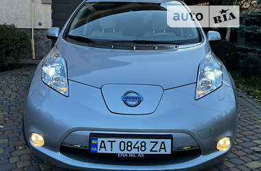 Хетчбек Nissan Leaf 2012 в Івано-Франківську