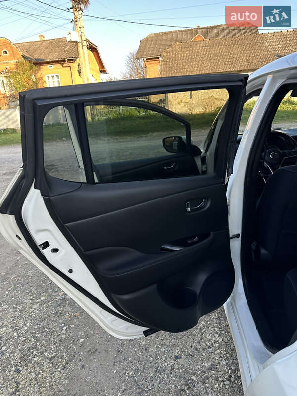 Хэтчбек Nissan Leaf 2018 в Монастыриске