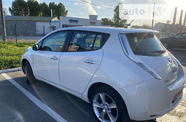 Хэтчбек Nissan Leaf 2014 в Киеве