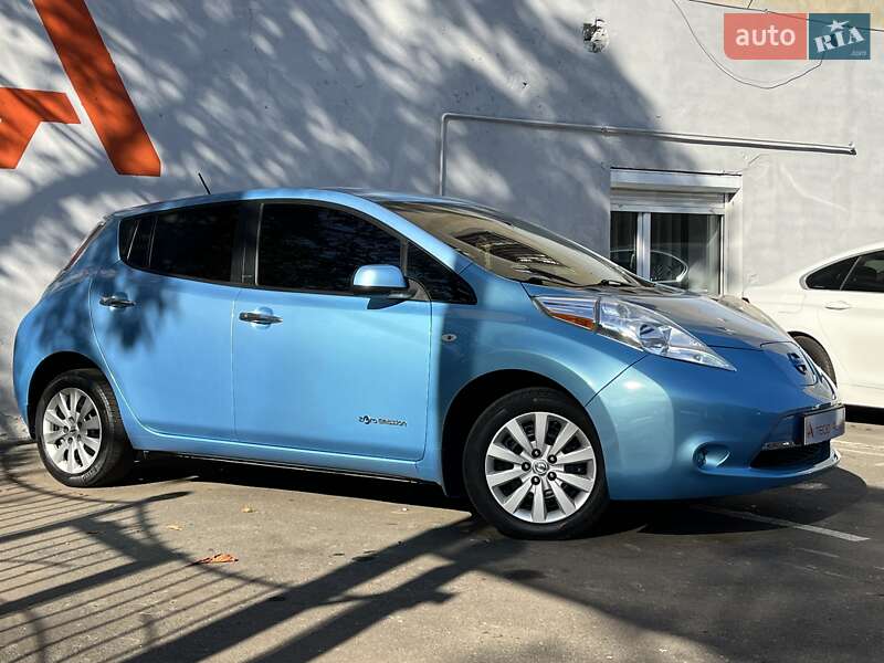 Хэтчбек Nissan Leaf 2014 в Одессе