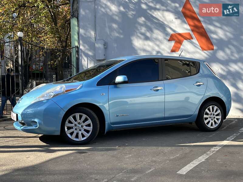 Хэтчбек Nissan Leaf 2014 в Одессе