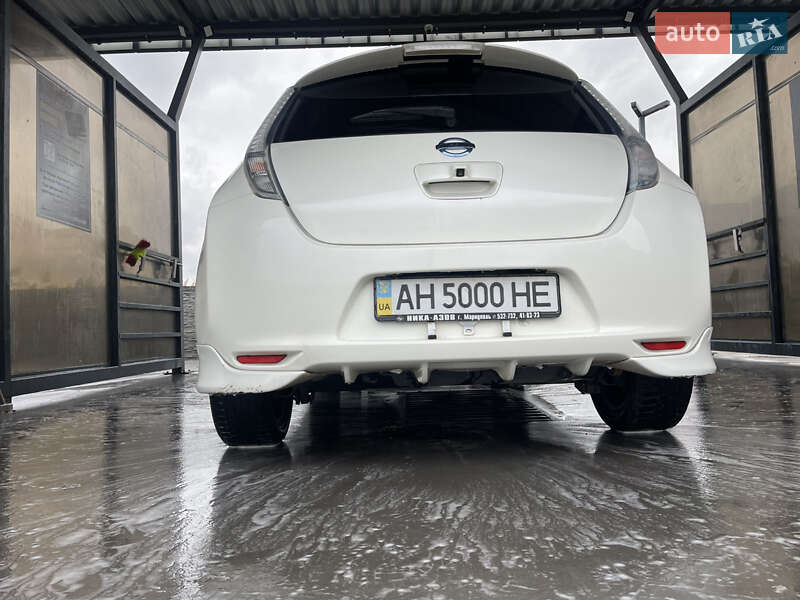 Хетчбек Nissan Leaf 2015 в Дніпрі фото 17 Хетчбек Nissan Leaf 2015 в Дніпрі