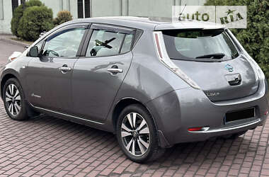 Хэтчбек Nissan Leaf 2016 в Днепре