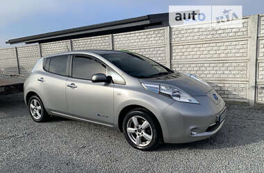 Хэтчбек Nissan Leaf 2013 в Ровно