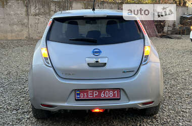 Хэтчбек Nissan Leaf 2012 в Стрые