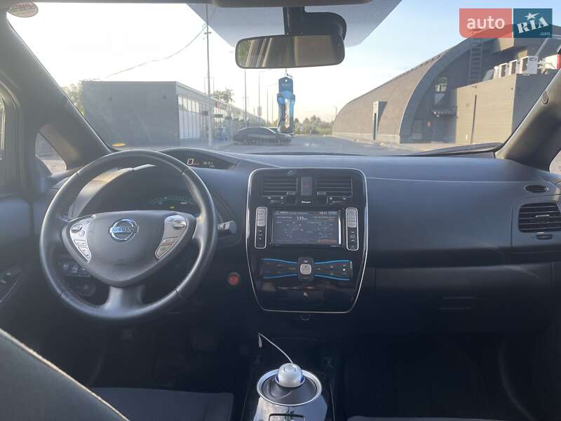 Хэтчбек Nissan Leaf 2014 в Днепре фото 6 Хэтчбек Nissan Leaf 2014 в Днепре