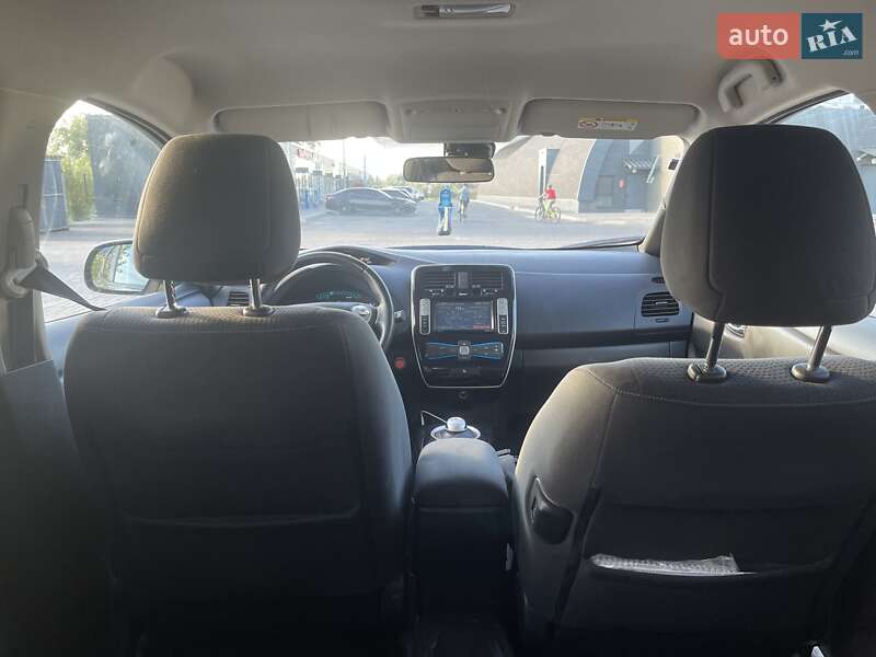 Хэтчбек Nissan Leaf 2014 в Днепре фото 11 Хэтчбек Nissan Leaf 2014 в Днепре
