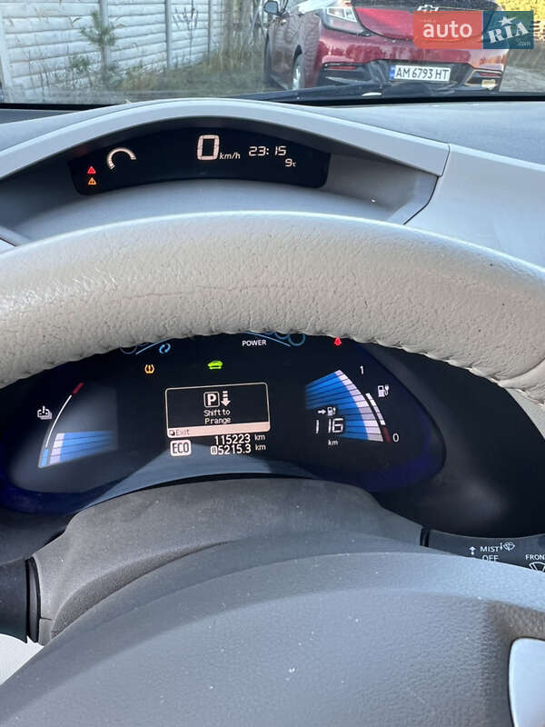 Хетчбек Nissan Leaf 2012 в Житомирі