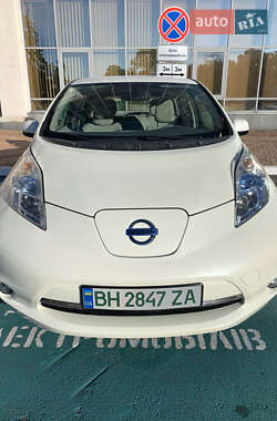 Хэтчбек Nissan Leaf 2012 в Одессе