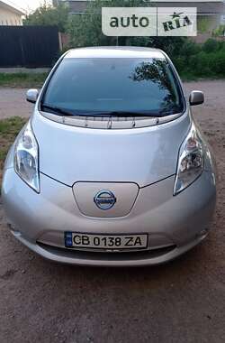 Хетчбек Nissan Leaf 2015 в Києві