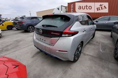 Хетчбек Nissan Leaf 2020 в Черкасах