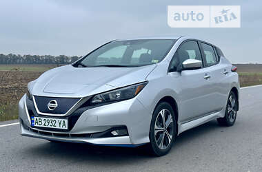 Хетчбек Nissan Leaf 2020 в Києві