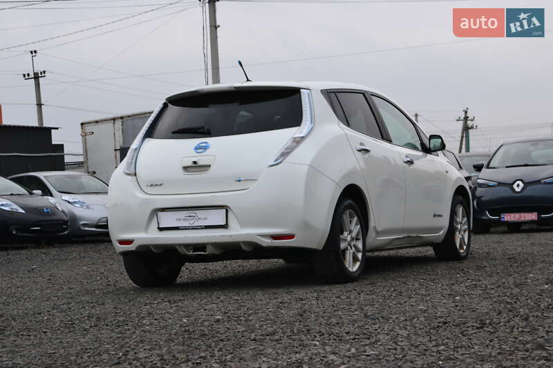 Хэтчбек Nissan Leaf 2013 в Луцке