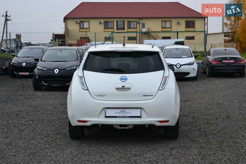 Хэтчбек Nissan Leaf 2013 в Луцке