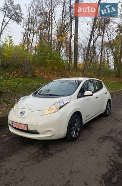 Хэтчбек Nissan Leaf 2014 в Львове