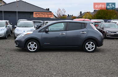 Хетчбек Nissan Leaf 2014 в 