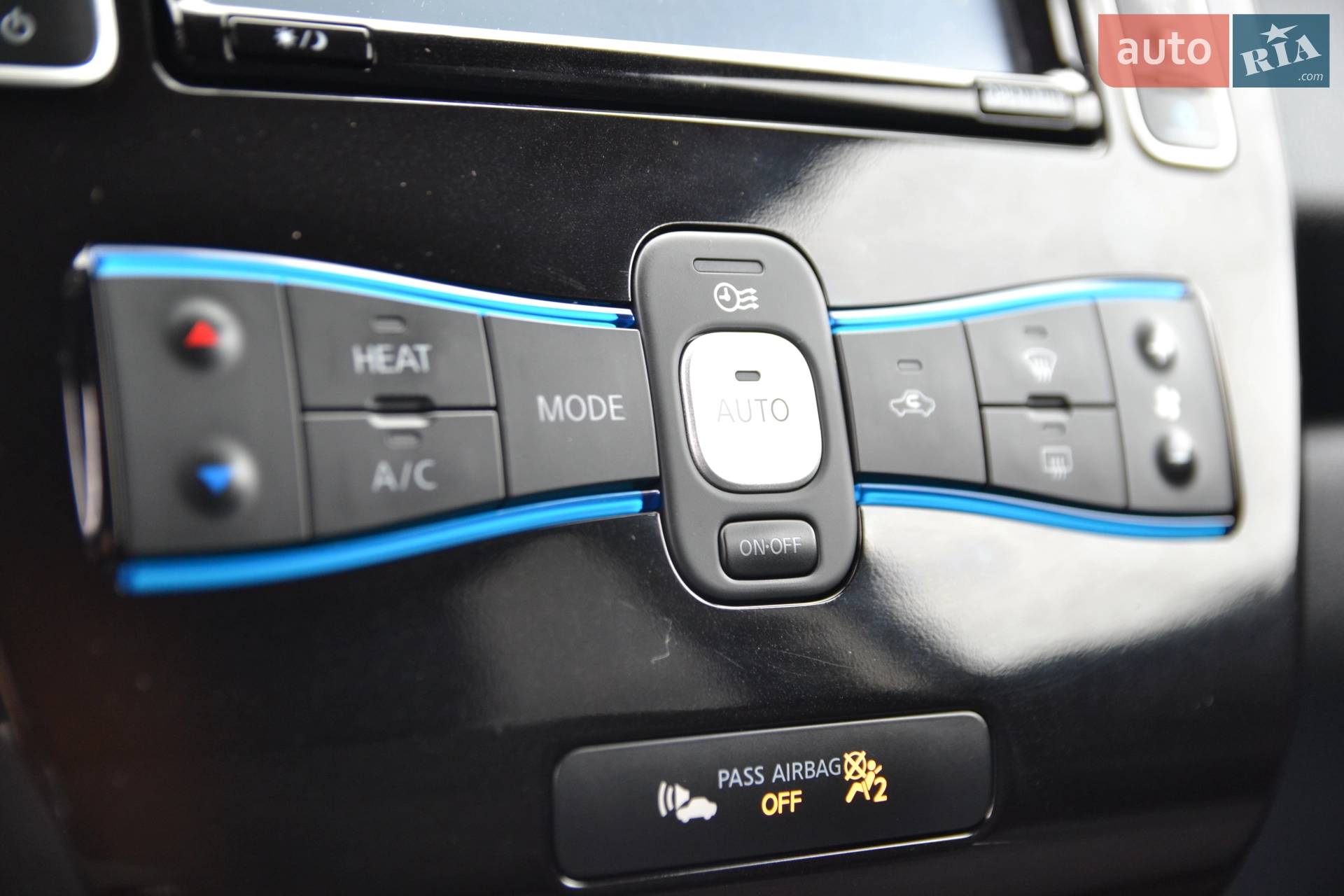 2013 Nissan Leaf - мініатюра 26