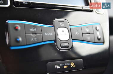 Хетчбек Nissan Leaf 2014 в 